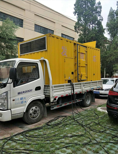 鹿邑发电车出租-柴油发电机组排烟系统设计要求及其考虑因素